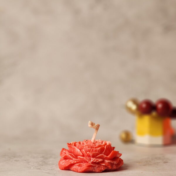Peony Flower Candle - Image 4