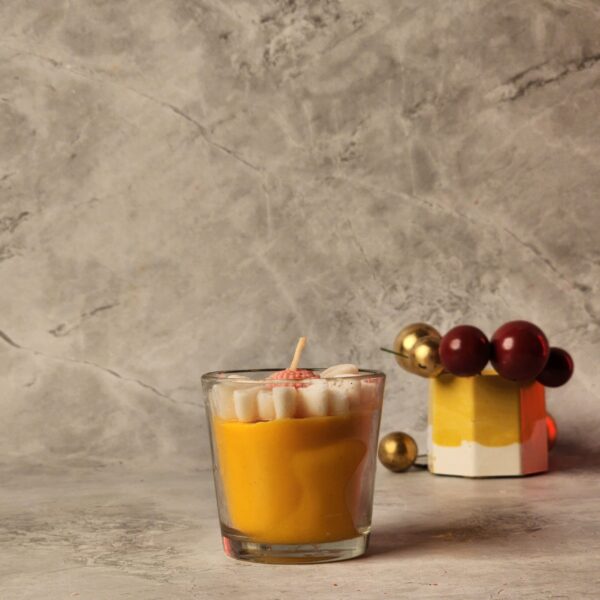 Daisy Theme Candle