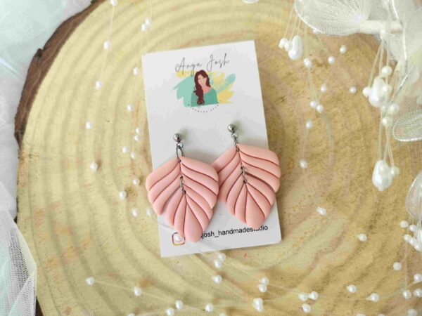 Feather Earrings - Soft Pink