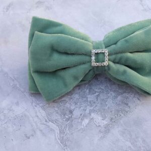 Lilah - Green Lily